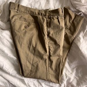Abercrombie & Fitch Stretch 34x32 Pleated Tan Pants